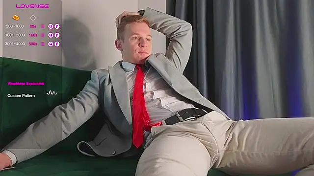 S3Xyes online show from 12.11.24