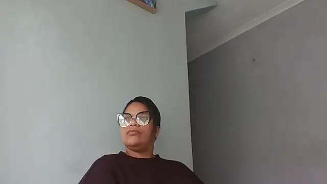 Lustfuleyez online show from 12.21.25