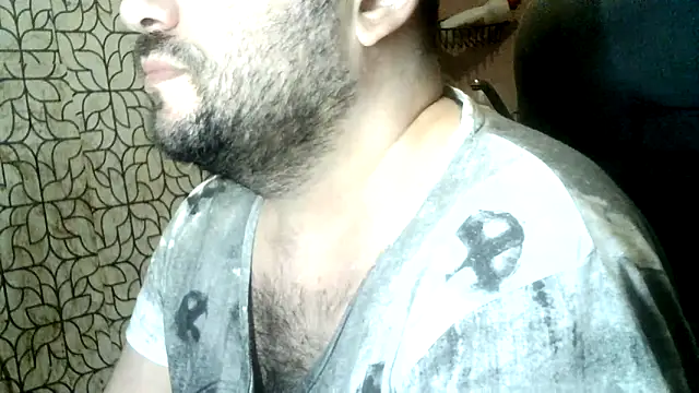 Snapshot of scuban87 chatting on 03.25.26 scuban87 online show from 03.25.26