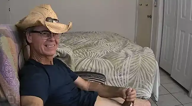 nakeedcowboi65 online show from 02.05.25