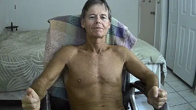 nakeedcowboi65 online show from 11.05.25