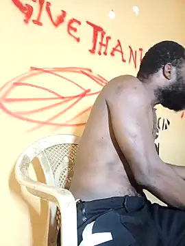 Snapshot of kaychrisk chatting on 10.08.25 kaychrisk online show from 10.08.25