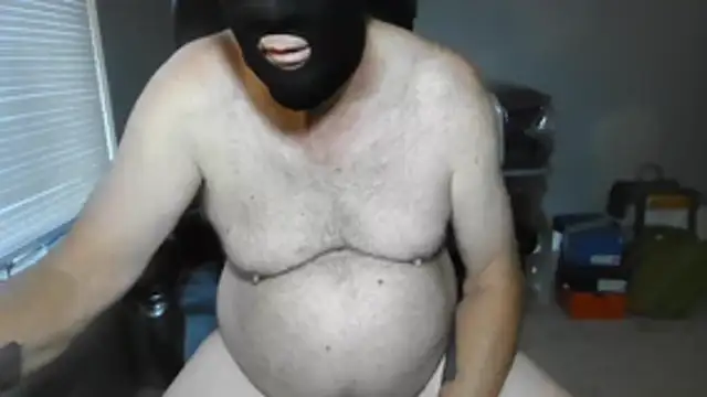 Snapshot of CBTluver chatting on 10.30.25 CBTluver online show from 10.30.25