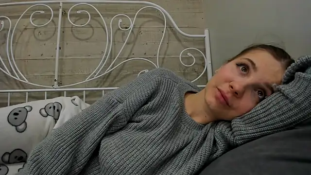 JuliaBusty online show from 03.14.25