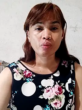 QueenSoreal online show from 09.09.25