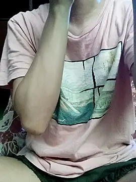 Snapshot of QueenSoreal chatting on 02.02.26 QueenSoreal online show from 02.02.26