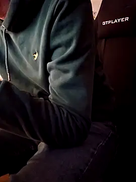 verylargecock online show from 12.03.25