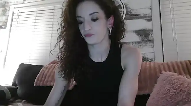 Snapshot of AshleyRain chatting on 01.21.25 AshleyRain online show from 01.21.25