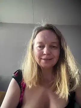 Susanel online show from 12.22.24