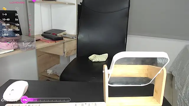 BriannaLorens online show from 11.01.25