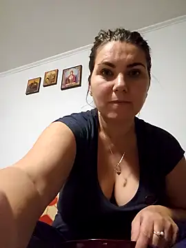 Snapshot of FeliciaKrige chatting on 01.25.25 FeliciaKrige online show from 01.25.25