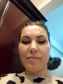 Snapshot of FeliciaKrige chatting on 02.17.25 FeliciaKrige online show from 02.17.25