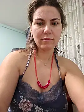 Snapshot of FeliciaKrige chatting on 03.17.25 FeliciaKrige online show from 03.17.25
