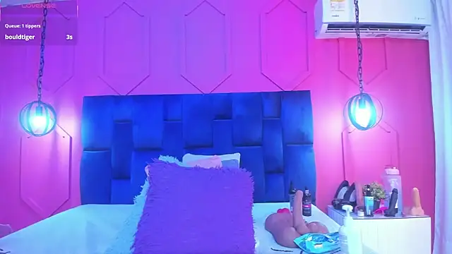 chantall1375 online show from 09.27.25