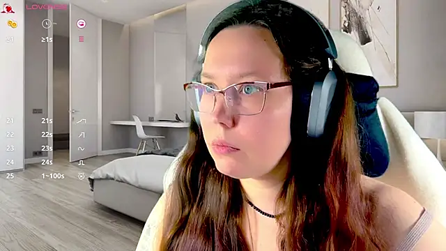 Victoria Romans online show from 04.04.26