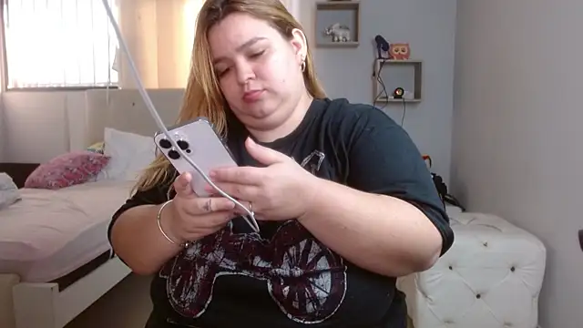 Blondylicious online show from 12.11.24