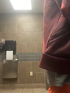 Snapshot of cumgitsumdic chatting on 02.06.25 cumgitsumdic online show from 02.06.25