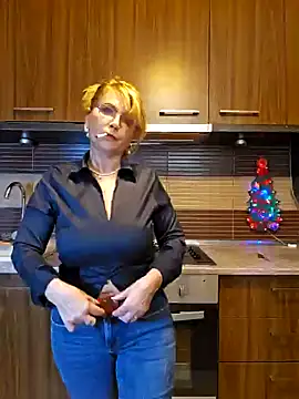 elacoquette online show from 12.31.24