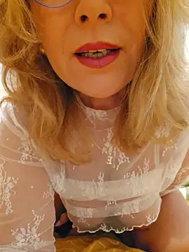 elacoquette online show from 04.16.26