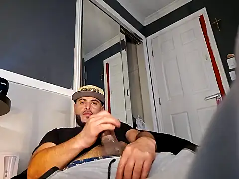 gardy8585 online show from 01.15.25