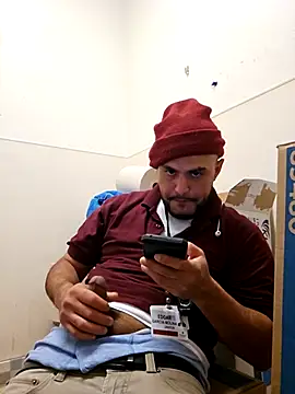 gardy8585 online show from 11.26.25