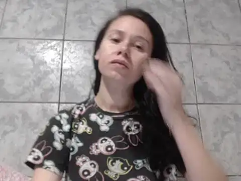 Snapshot of Venusluxodomme chatting on 09.30.25 Venusluxodomme online show from 09.30.25