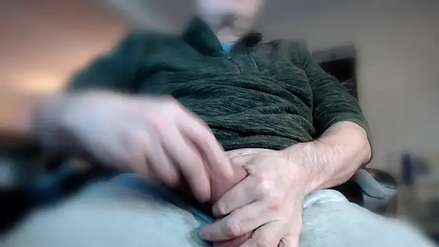 Snapshot of uk_dave_43 chatting on 02.08.26 uk dave 43 online show from 02.08.26