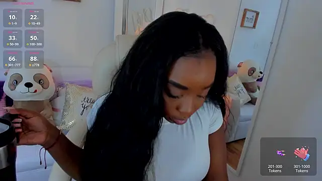 zobe love online show from 03.18.25