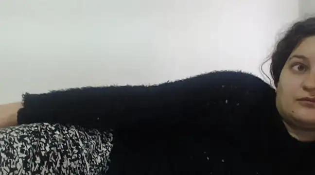 Snapshot of flowerlauren chatting on 02.02.25 flowerlauren online show from 02.02.25