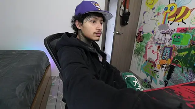 trieone online show from 02.13.26