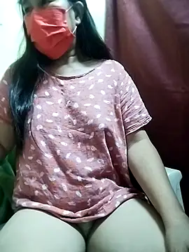 Snapshot of DelightDorothy34 chatting on 11.15.25 DelightDorothy34 online show from 11.15.25