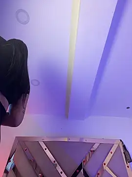 Victoria14  online show from 02.11.26