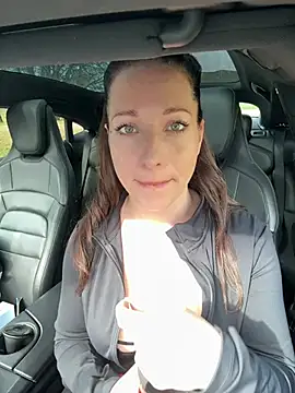 Viola Beck online show from 03.17.26