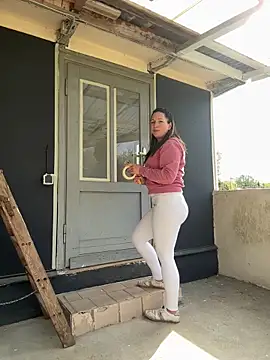 Viola Beck online show from 04.24.26