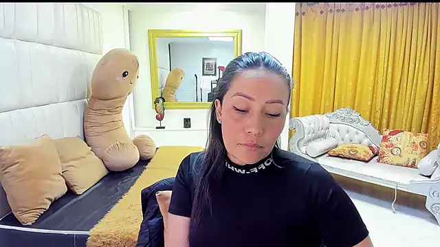 gaby trent online show from 12.04.24