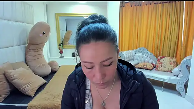 gaby trent online show from 12.10.24