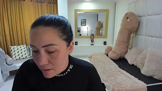 gaby trent online show from 11.13.25