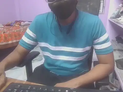 Snapshot of Rahulhjkl chatting on 10.13.25 Rahulhjkl online show from 10.13.25