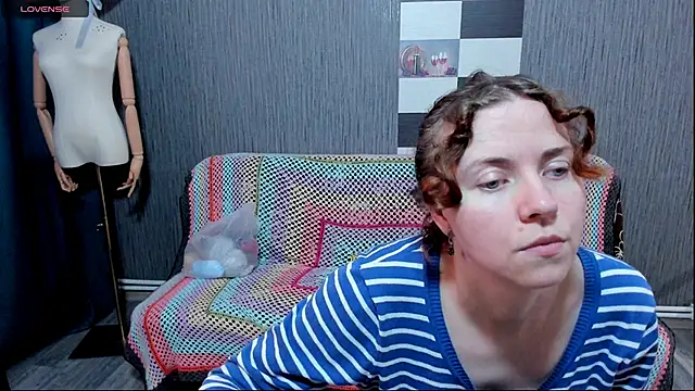 Snapshot of pa1e_pr1ncess chatting on 10.06.25 pa1e pr1ncess online show from 10.06.25