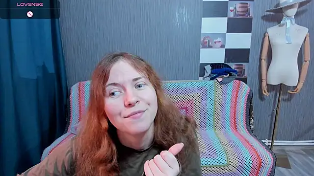 Snapshot of pa1e_pr1ncess chatting on 10.30.25 pa1e pr1ncess online show from 10.30.25