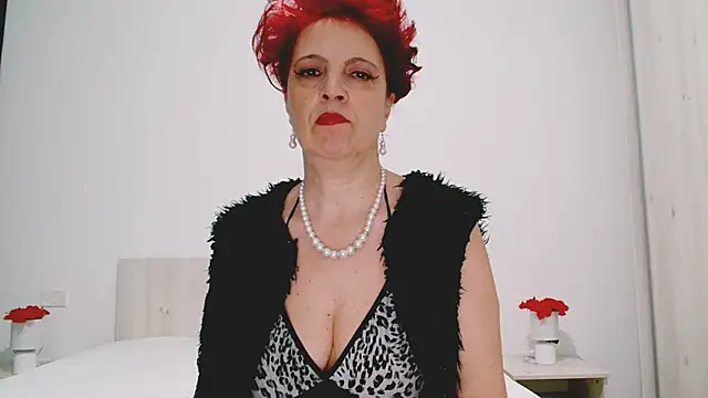 MilfSupreme online show from 12.07.24