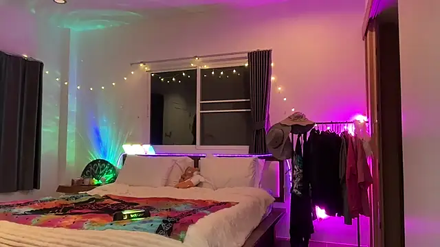 MonicaMilz online show from 01.31.25