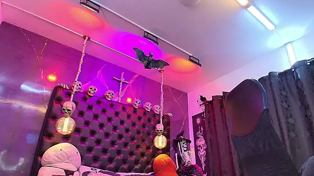 AlexHoe  online show from 03.01.25