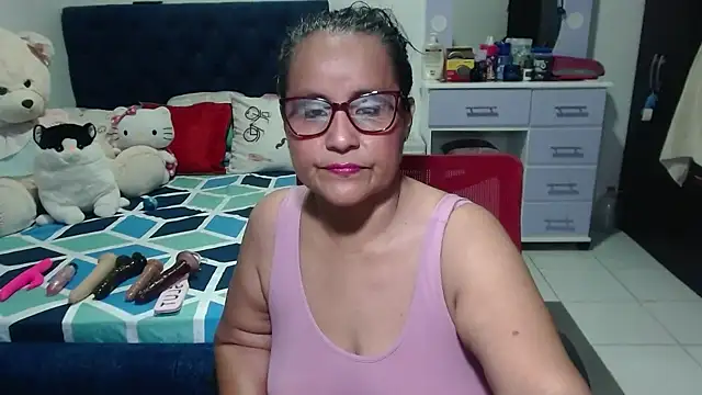 pervert mommy  online show from 10.06.25