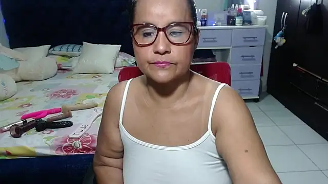 pervert mommy  online show from 02.10.26