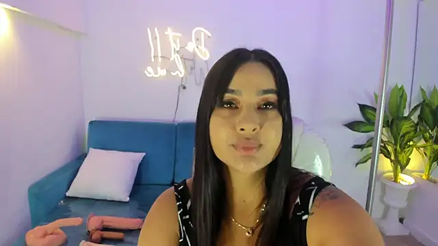 Snapshot of Pamela_roberts chatting on 12.31.24 Pamela roberts online show from 12.31.24