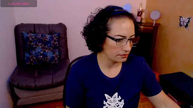 Snapshot of scarlet_wet chatting on 12.11.24 scarlet wet online show from 12.11.24