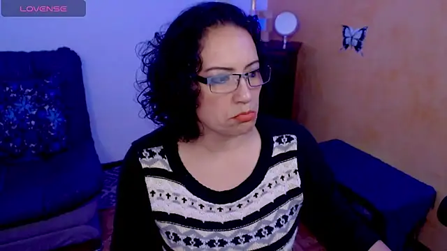 Snapshot of scarlet_wet chatting on 12.19.24 scarlet wet online show from 12.19.24