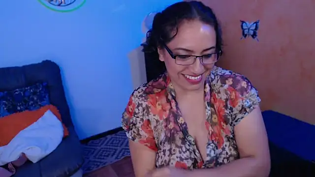 Snapshot of scarlet_wet chatting on 03.12.25 scarlet wet online show from 03.12.25
