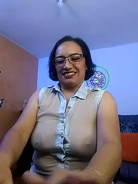Snapshot of scarlet_wet chatting on 03.14.25 scarlet wet online show from 03.14.25